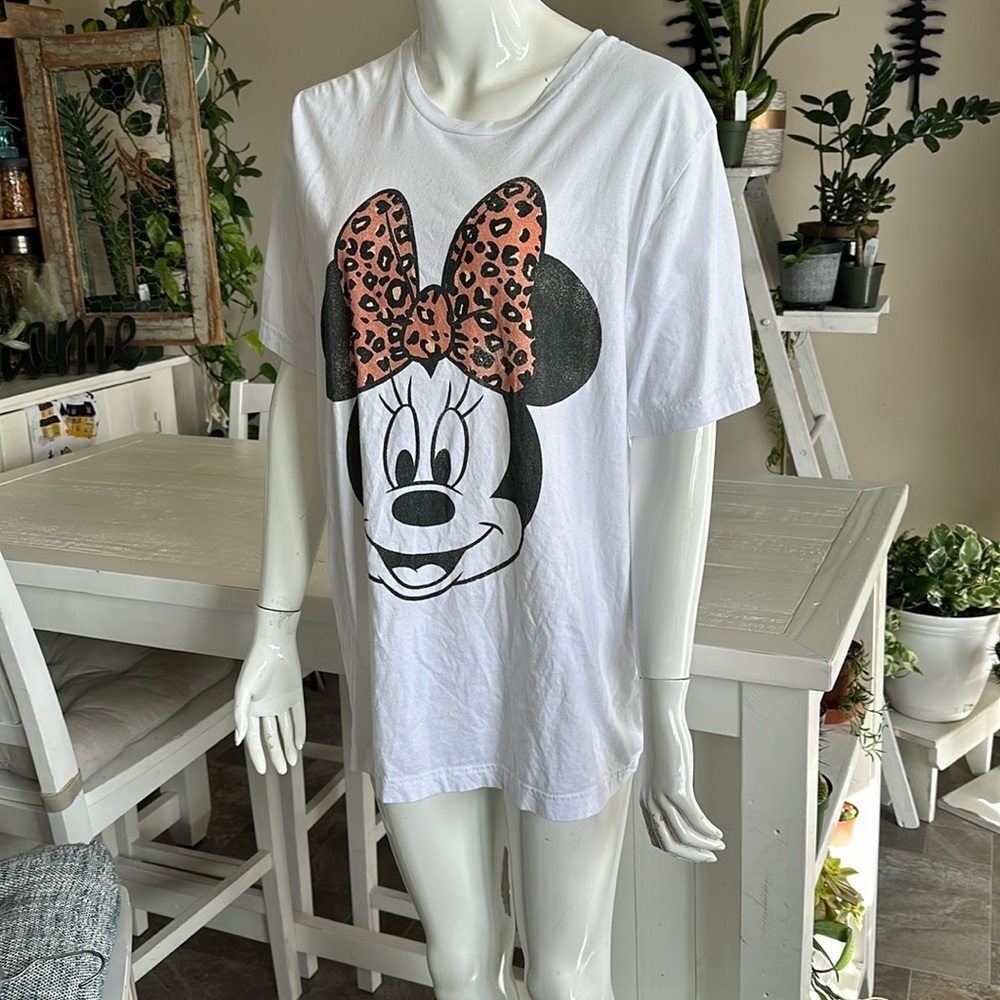 Minnie, mouse short sleeve T-shirt, graphic print size L/XL